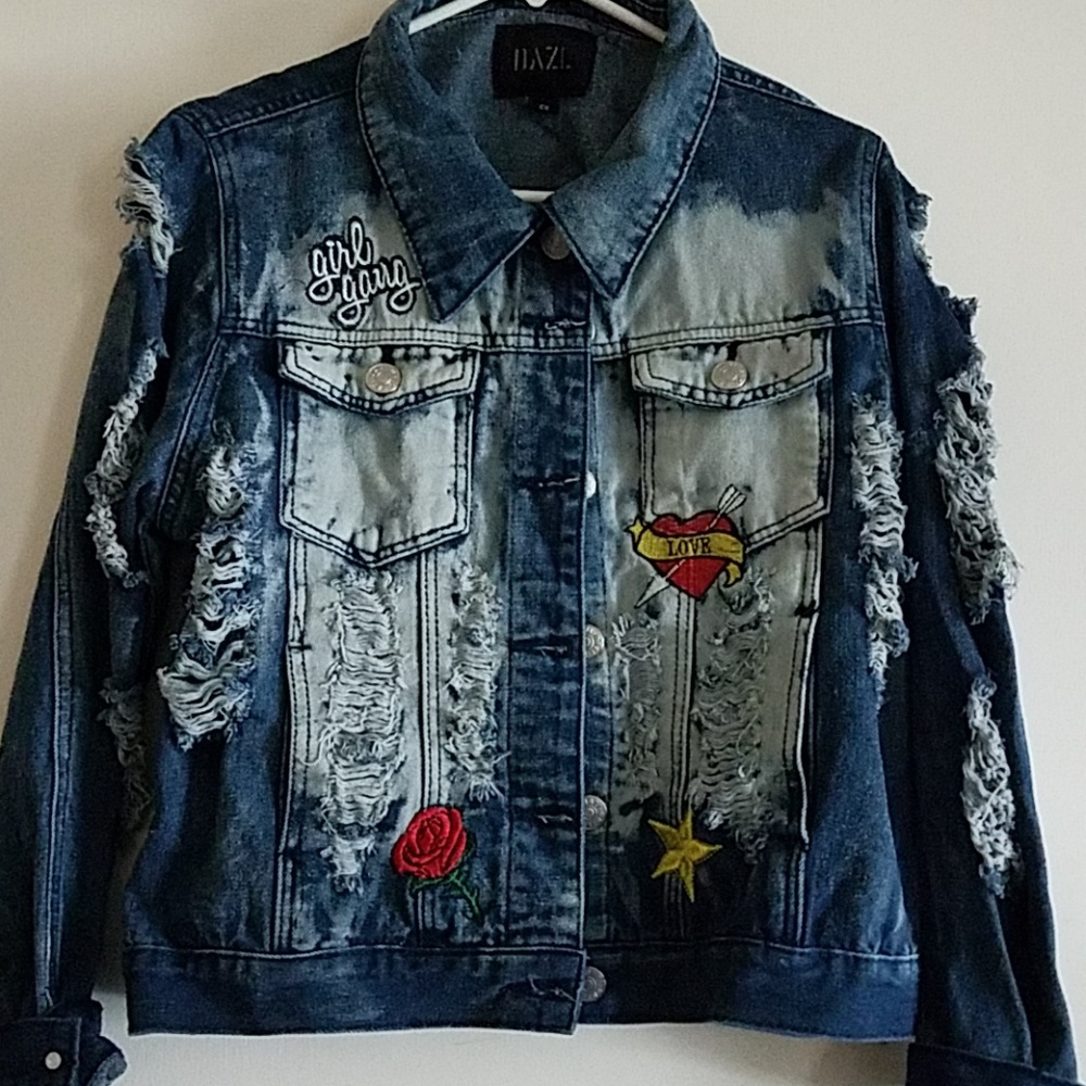 Destroyed jean jacket - Picture 1 of 6